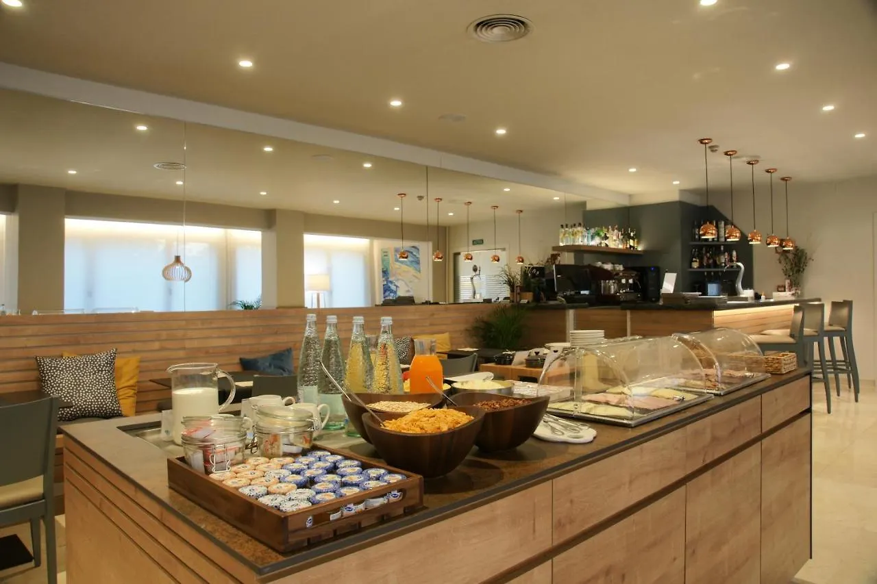 Hotel Costabella Gerona 3*,