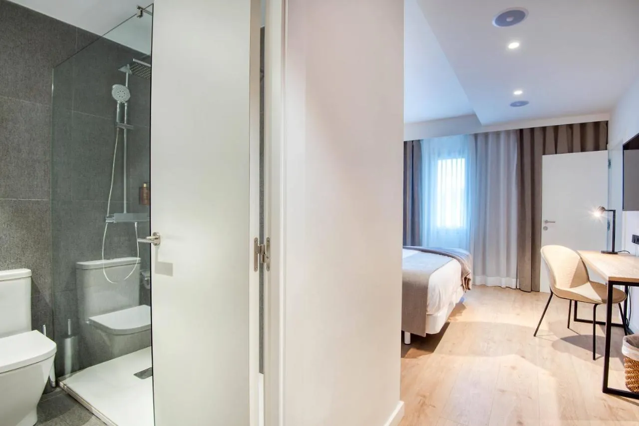 Hotel Costabella Girona 3*,