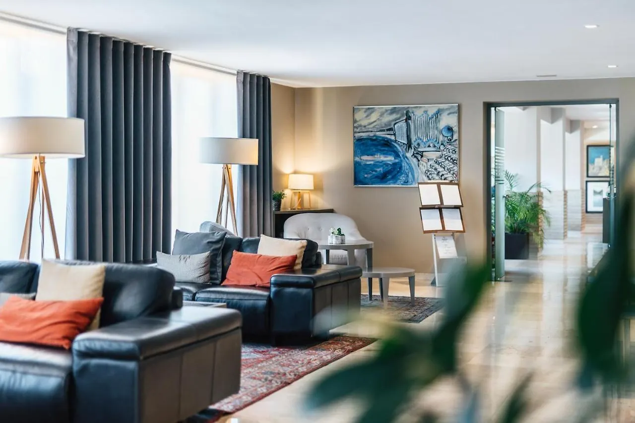 Hotel Costabella Girona 3*,